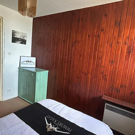 Апартаменты Spacieux Au Pied Des Pistes - Fr-1-814-21